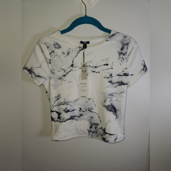 Express Tops - NWT Express Marble Body Contour Cropped T-Shirt Small